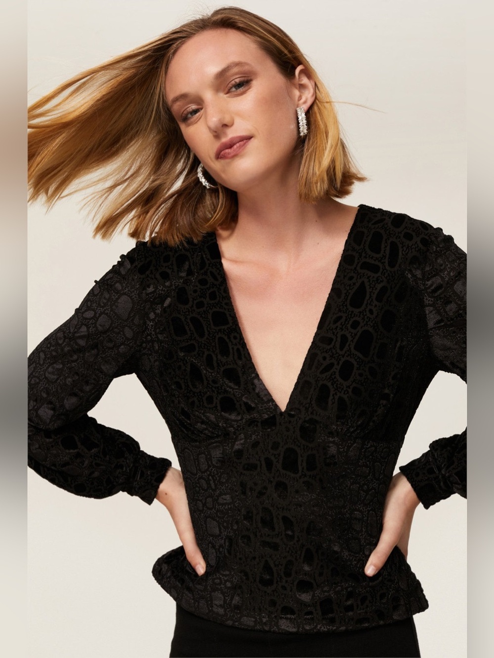 Badgley Mischka Velvet Plunge Top Blouse Whimsigoth Feminine Romantic Size L